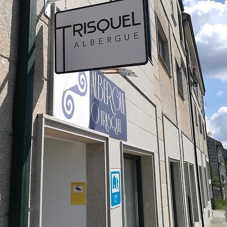 Albergue O Trisquel O Pedrouzo Εξωτερικό φωτογραφία