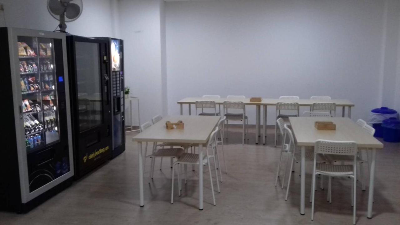 Albergue O Trisquel O Pedrouzo Εξωτερικό φωτογραφία