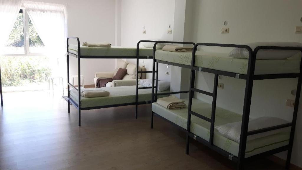 Albergue O Trisquel O Pedrouzo Εξωτερικό φωτογραφία